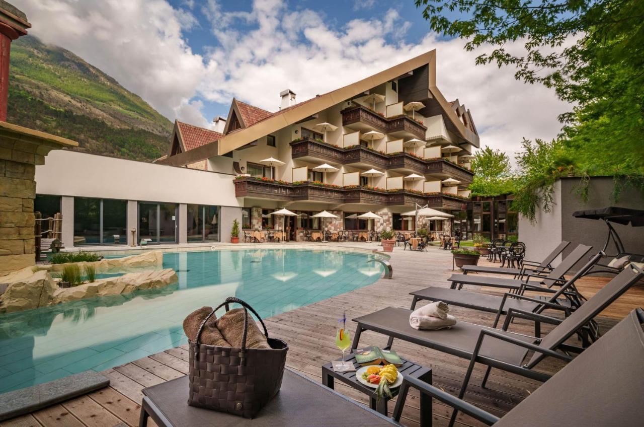 Hotel Vier Jahreszeiten Silandro Exterior photo
