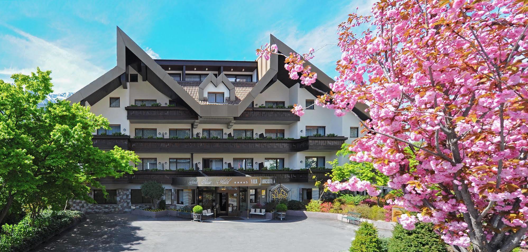 Hotel Vier Jahreszeiten Silandro Exterior photo